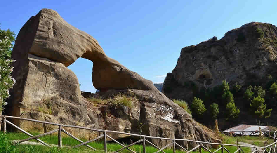visita-guidata-a-casabona
